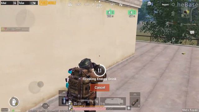 PUBG Metro royale : I caught the opponent on the exit😱 / PUBG MOBİLE смотреть онлайн