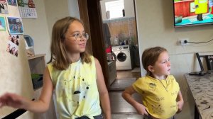 БОЛЕЮ. ДЕВЧОНКИ РАБОТАЮТ В САДУ. 25.07.24.