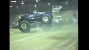 1st Ever Roll of a BIGFOOT Monster Truck - 1986 - BIGFOOT 4x4, Inc.