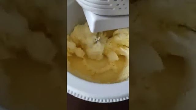 МАСЛЯНЫЙ КРЕМ НА СГУЩЕНКЕ