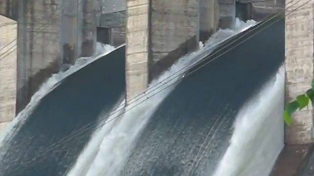 холостой сброс с Красноярской гэс июль 2006 смотреть онлайн