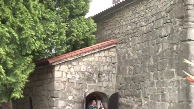 ПРАВОСЛАВНЫЙ ДЕТСКО - ЮНОШЕСКИЙ ХОР "ПОКРОВ"("Святыни Абхазии"фрагмент фильма с участием хора) смотреть онлайн