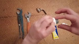 как надежно закрепить резьбовое соединение