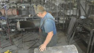 как я делаю смокер из газового баллона .