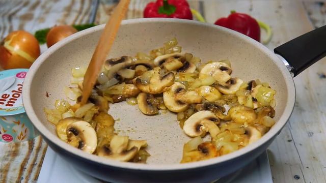 Паста с грибами в сметанном соусе. Естественно с Nemoloko! смотреть онлайн