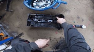 Замена прокладки клапанной крышки Citroen C-Crosser _ Mitsubishi Outlander XL