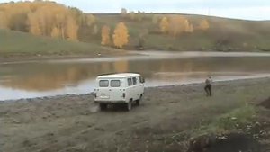Рыбалка неводом не браконьеры.