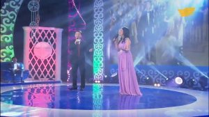 Parents of Dimash Kudaibergen sing the song "A pair of hearts." Поют родители Димаша.