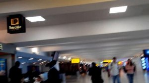 Аэропорт Нью -Йорка,передвижение,еда,прически