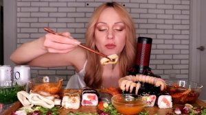 MUKBANG | Роллы/суши, морепродукты, салаты | Rolls/sushi, seafood, salads не ASMR