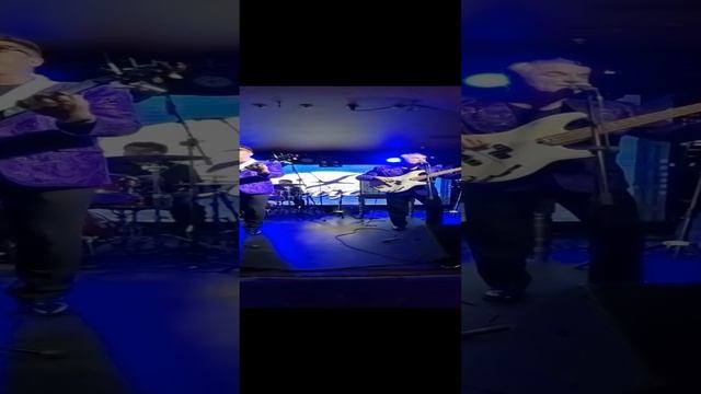 ВИА Синяя птица - Грусть / Концерт в Максимилианс (live)