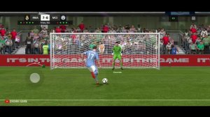 EA SPORTS FC MOBILE 24 VS VIVE LE FOOTBALL COMPARISON: PENALTY KICK COMPARISON