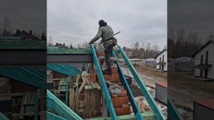 Установка рядовых стропил