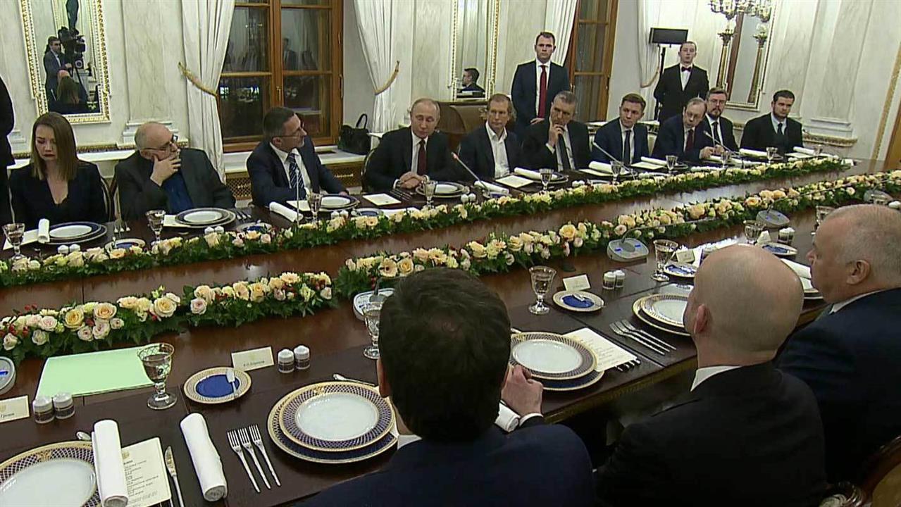 Владимир Путин провел встречу с руководителями информагентств и печатных СМИ