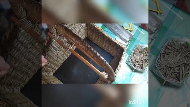 Корзина для пикника из бумажной лозы .