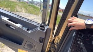 Самосвал SHACMAN X3000.