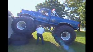 5000th Appearance 1989 - Part 1 Transport & Prep - BIGFOOT Monster Truck