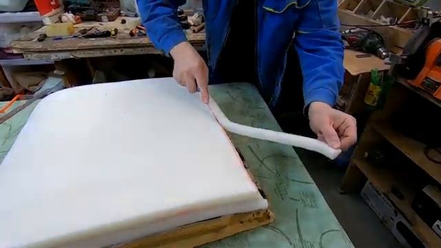 Реставрация старого кресла из СССР. Перетяжка мягкой мебели | DIY