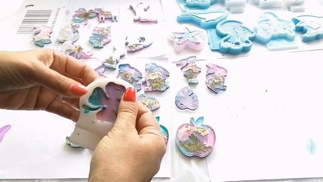 #ДЕМОЛДИНГ БРОШЕК И БРЕЛКОВ ИЗ ЭПОКСИДНОЙ СМОЛЫ