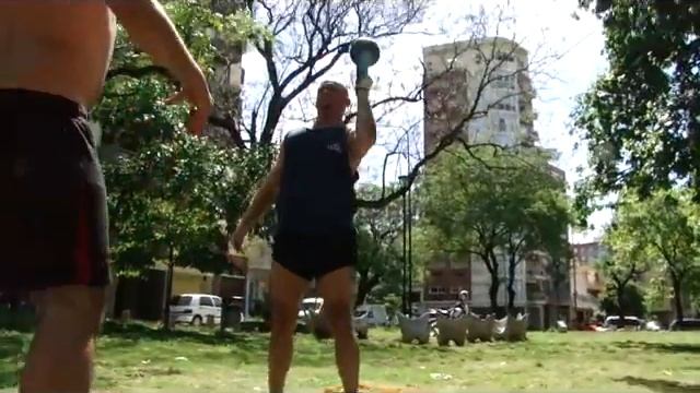 KROSSFIT SABADO 6-11-10(kettlebells & functional training) смотреть онлайн