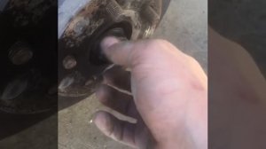 Приус 20 снимаем переднюю ступицу