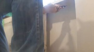ВОЗДУХОВОД В СТАЛИНКЕ НЕНАДЕЖНЫЙ / Проштробил стену под электропроводку / РЕМОНТ КУХНИ В СТАРОМ ДОМ
