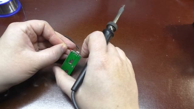 Источник бесперебойного питания для роутера. Своими руками.