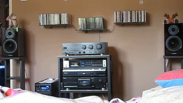 Pioneer A-447 + Yamaha NS- BP300 смотреть онлайн