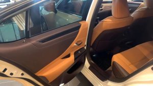 Обзор Lexus ES200 в комплектации Comfort