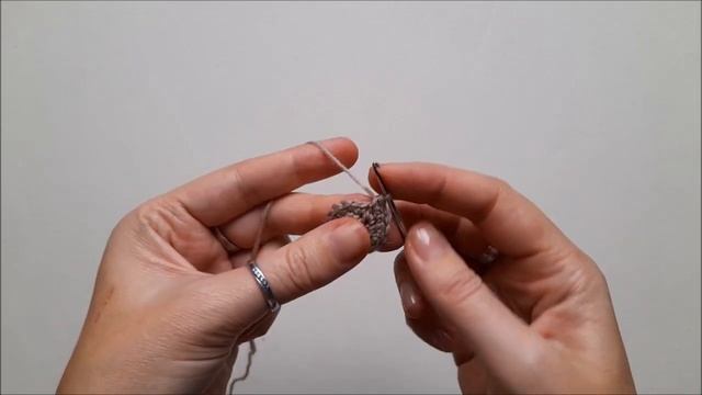 Милый кролик крючком. Подробный МК смотреть онлайн