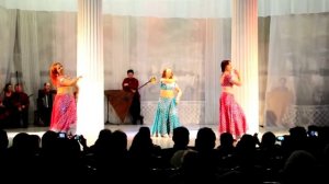 Индийский танец Kajra Re Bollywood dance by Apsara.ru dancers