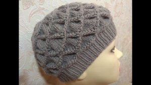 Красивая шапочка спицами. Закрываю верхушку шапки двумя разными способами..