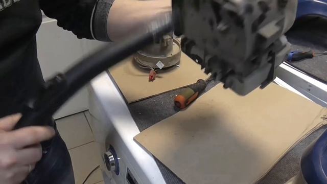 Ремонт пылесоса Samsung sc4520 искрит и пахнет горелым - смотреть видео ...