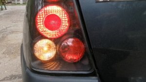 Renault Logan 2009: УСТАНОВКА СВЕТОДИОДОВ В ЗАДНИЕ ТЮНИНГ-ФОНАРИ "STREETSTORM Black Edition".