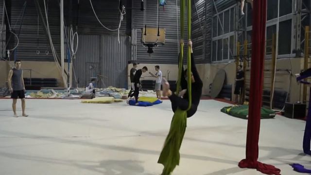 Aerial silks / Aerial drop / Воздушные полотна / Обрыв на полотнах / Связка