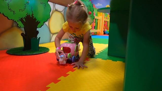 День-Рождения-Настиной-куклы-на-детской-_10.mp4 смотреть онлайн