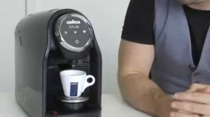LAVAZZA BLUE CLASSY COMPACT CAPSULE MACHINE OFFICIAL VIDEO