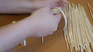 DIY-Стакан-комбайн для сбора ягод своими руками / Glassful -harvester for picking berries