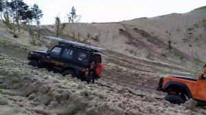 Toyota Land Cruiser 76 & Land Rover!OFF-ROAD,Adventure!