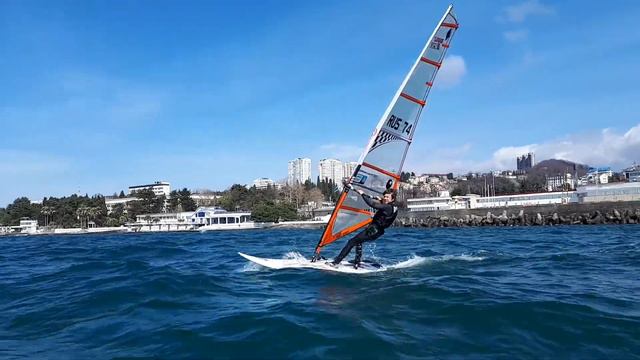 Сочинская регата 2019. Иван Хомяков (Techno 293) смотреть онлайн