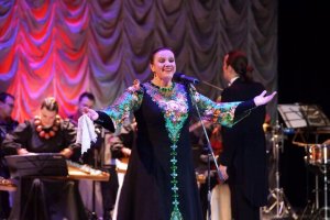 Вера Каяцкая "Горько! Горько! Горько!"
