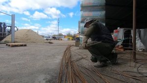 Мастер класс: Как правильно сварить каркас для фигуры из цемента в сад