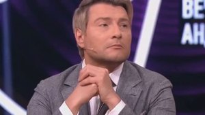 Димаш Кұдайбергенов ПРИВЕТ АНДРЕЙ Нашумевшее видео казахстанских критиков и Димаша обсудили на шоу