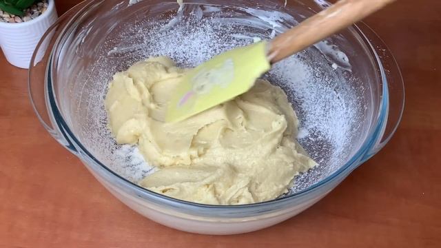 Пирог, который тает во рту! За 5 минут работы! Быстро, Просто и очень Вкусно! смотреть онлайн