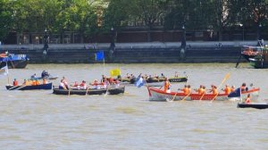 London River Themse - Bridges and cars - slideshow 4K Travel. Лондон - Темза, мосты, автомобили.