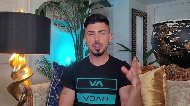 Мне уже за 50, стоит ли начинать карьеру мастера перманентного макияжа?