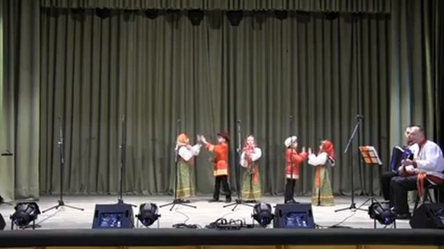 Фольклорный ансамбль Задоринка смотреть онлайн
