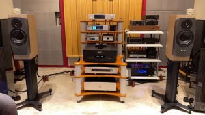 2022-08-02 “Destination Moon” Dynaudio Confidence 20, Hegel H590, Aurender A200, Weiss DAC 501 MK I