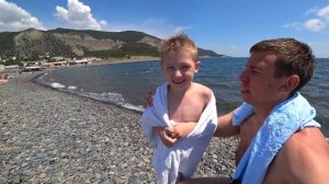 Большой Утриш новый сезон. Море, пляж, прогулка по заповеднику, погода. (Папа Может)