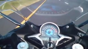 2011 Honda CBR250R Top Speed and Acceleration Run